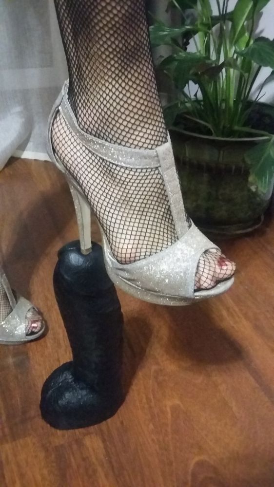 Страпонесса Анна индивидуалка Москвы у метро Новые Черемушки дешевые индивидуалки ночь